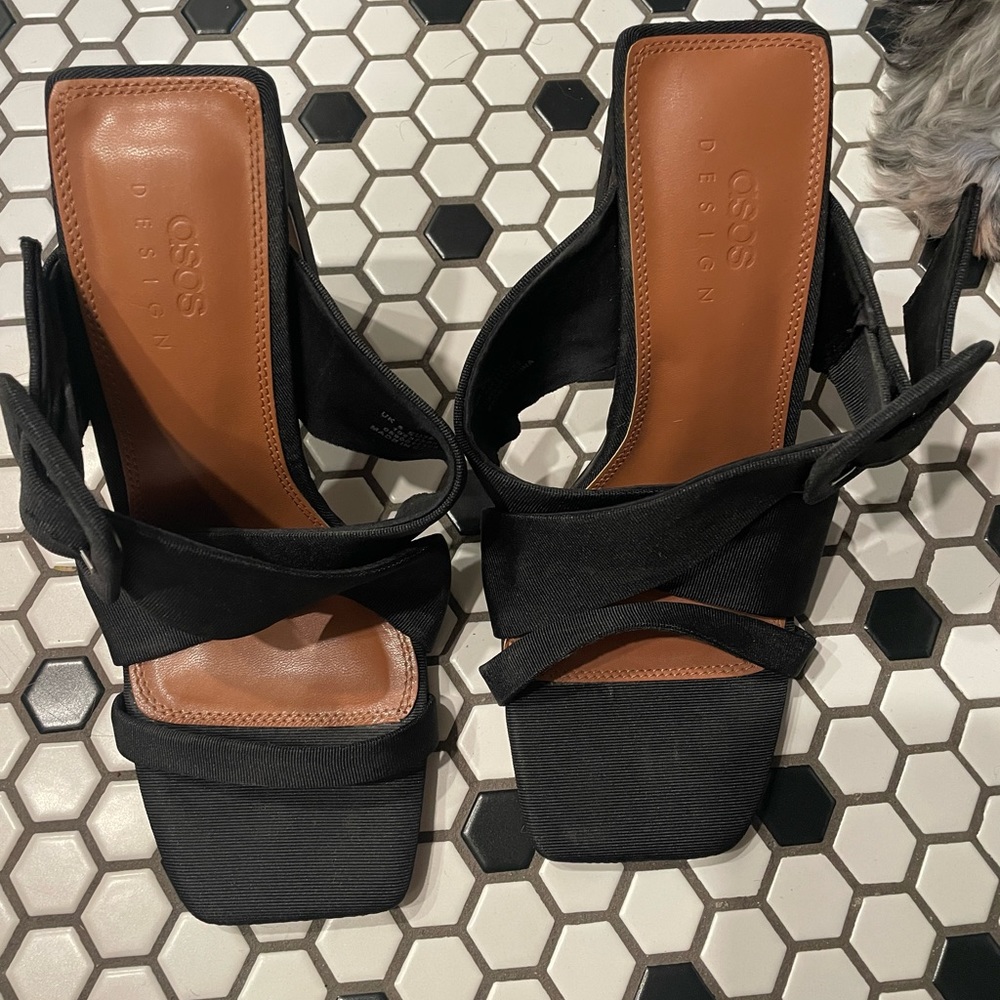 Steady work heel